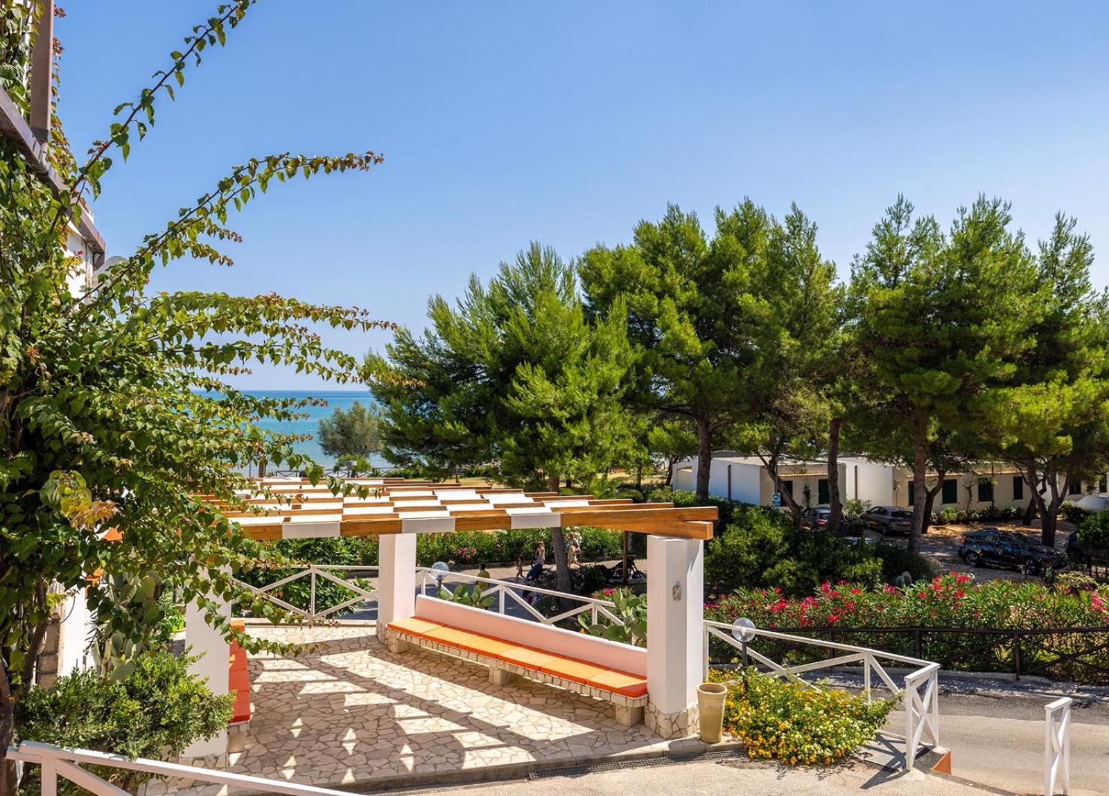 Crovatico Club Vacanze Вьесте Экстерьер фото
