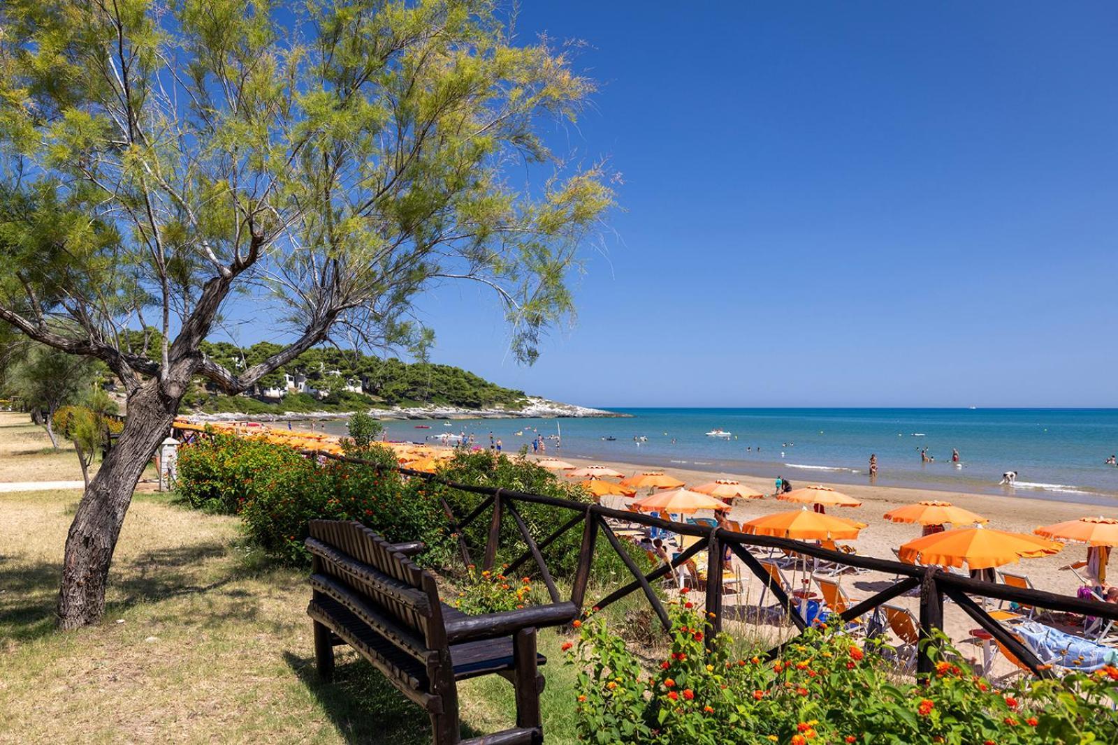 Crovatico Club Vacanze Вьесте Экстерьер фото