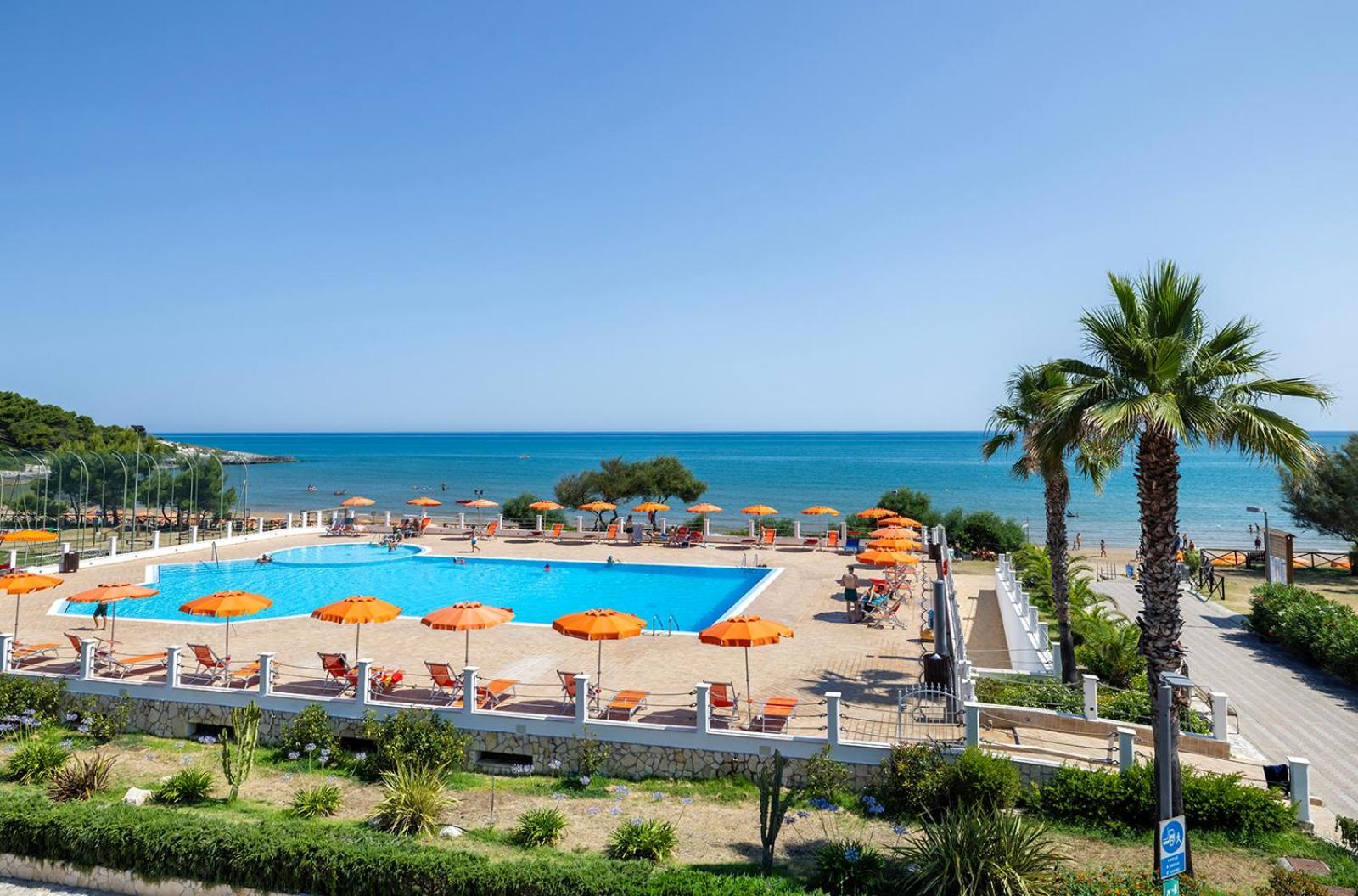 Crovatico Club Vacanze Вьесте Экстерьер фото