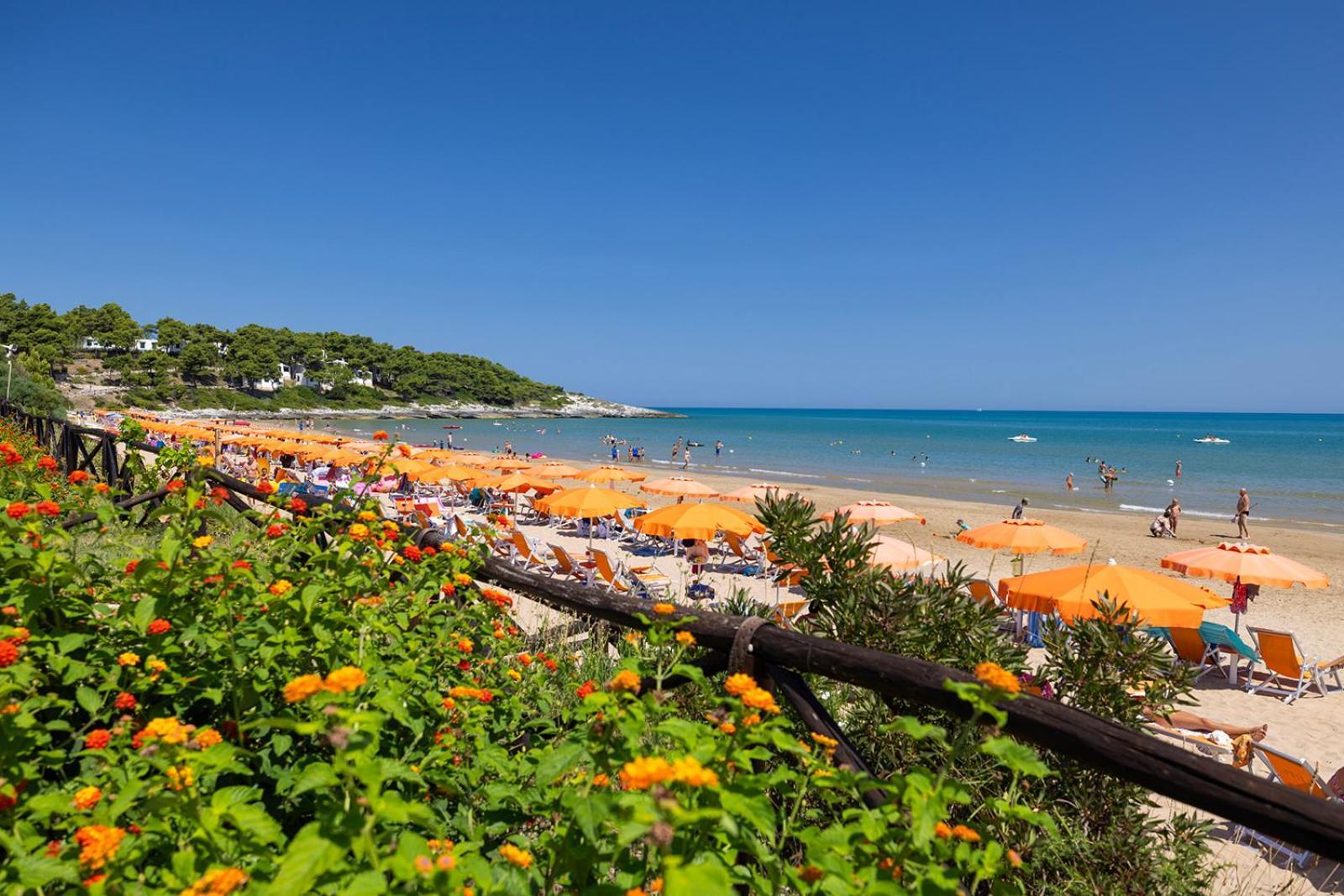 Crovatico Club Vacanze Вьесте Экстерьер фото