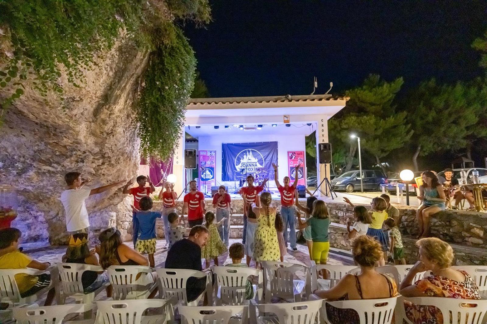 Crovatico Club Vacanze Вьесте Экстерьер фото